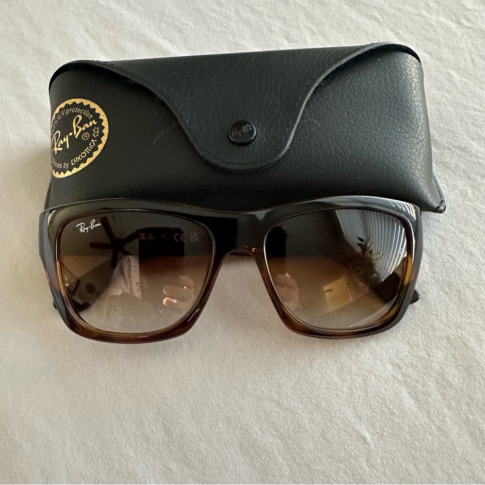 Ray Bans sunglasses